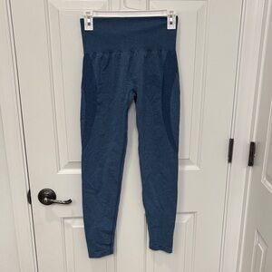 NVGTN Contour Seamless Leggings in Blue